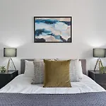 The Downtown Retreat - Heart Of Redfern