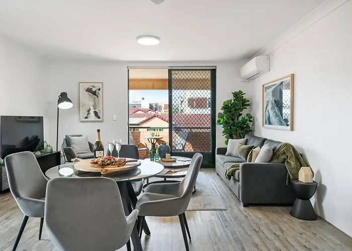 The Downtown Retreat - Heart Of Redfern